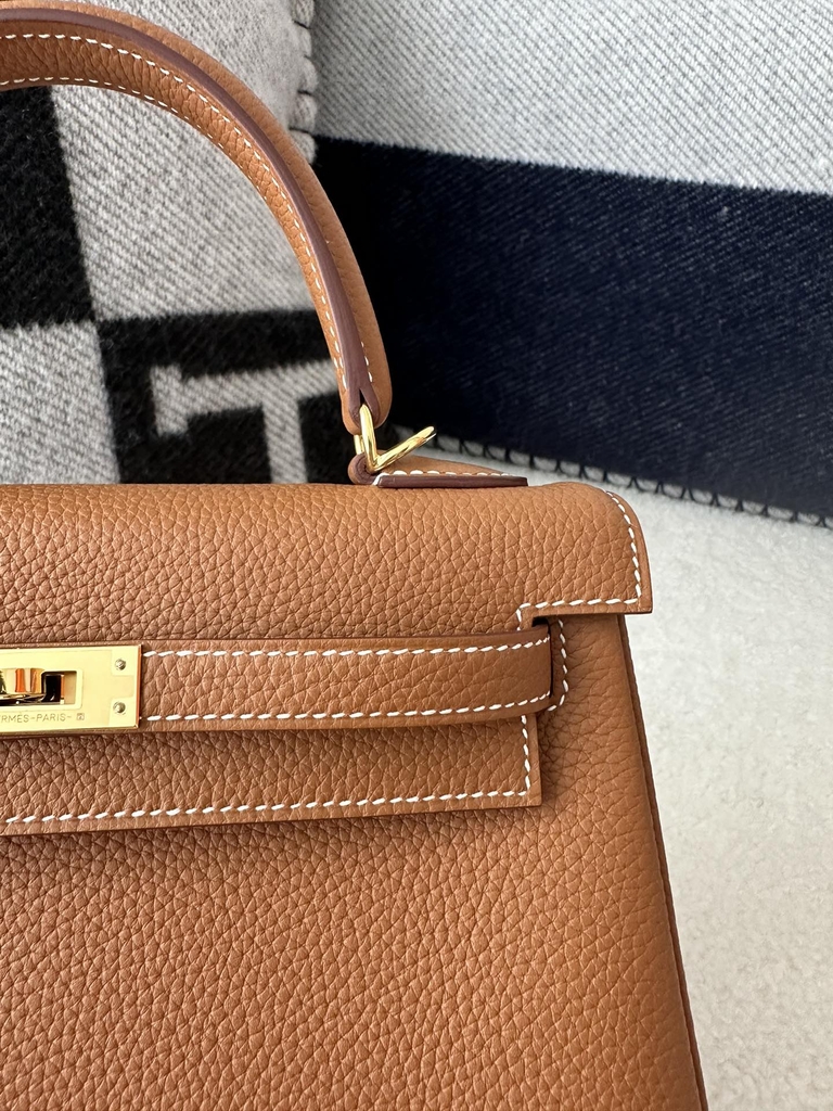 Kelly 25cm, Imported Togo Leather, CC37 Gold (Golden Brown) with Gold Hardware.