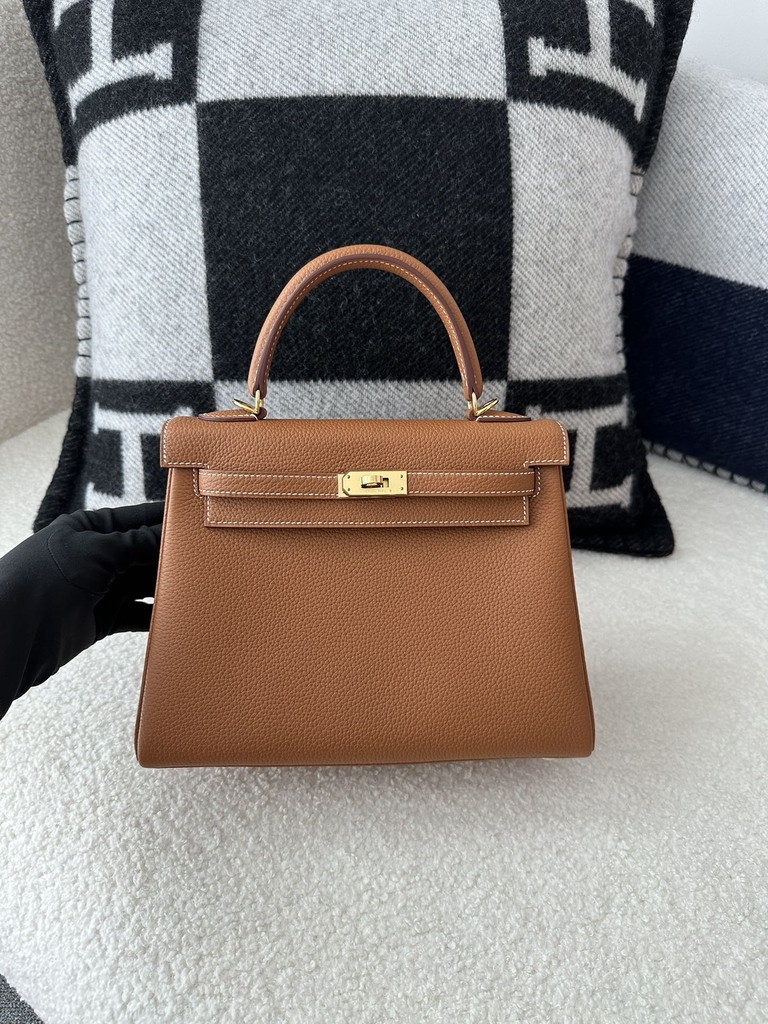 Kelly 25cm, Imported Togo Leather, CC37 Gold (Golden Brown) with Gold Hardware.