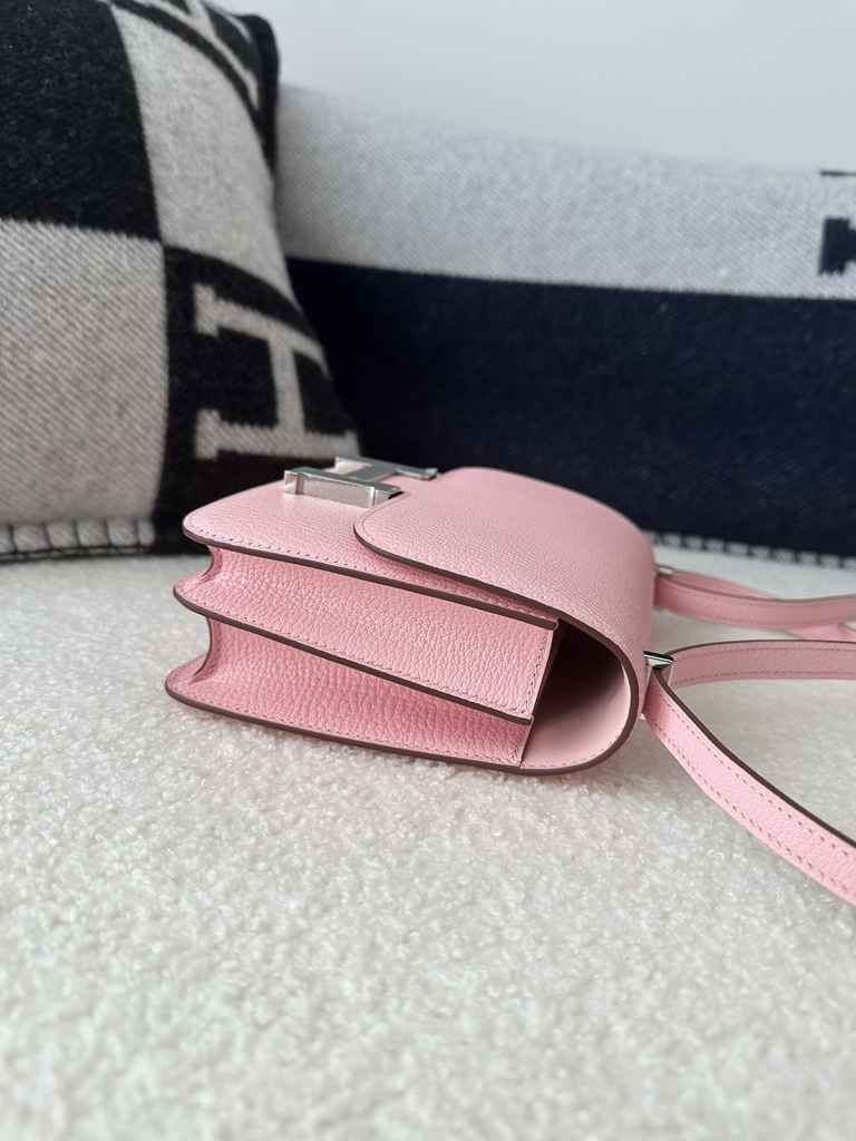 Constance 18cm New Mirror Version in Imported Chevre Goat Leather, 3Q Pink with Silver Hardware