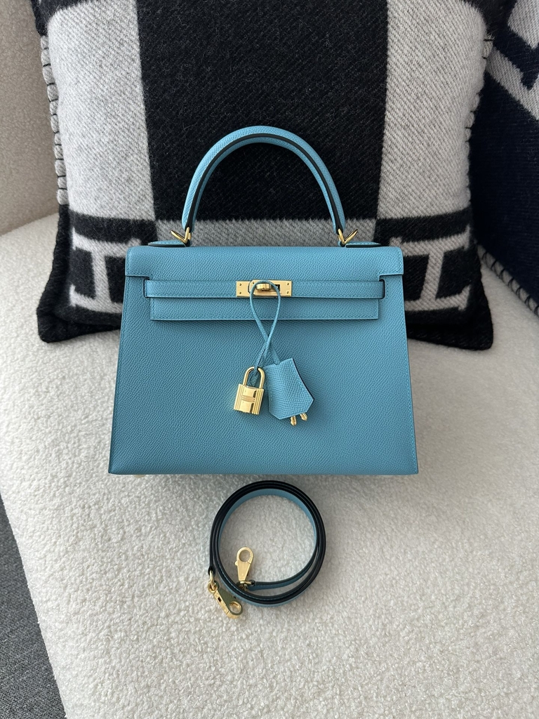 Kelly 25cm in imported Epsom grained leather, P3 Blue du Nord (northern blue) with gold hardware.