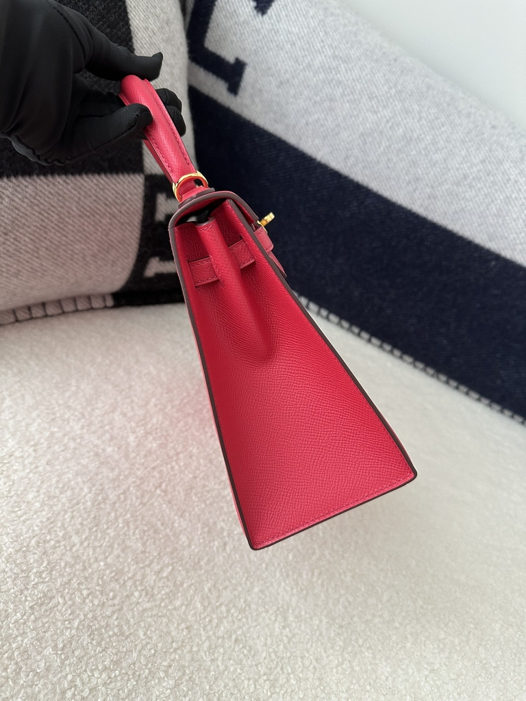 Kelly 25cm in Imported Epsom Grained Leather, I6 Rose Extreme (Vibrant Pink) with Gold Hardware
