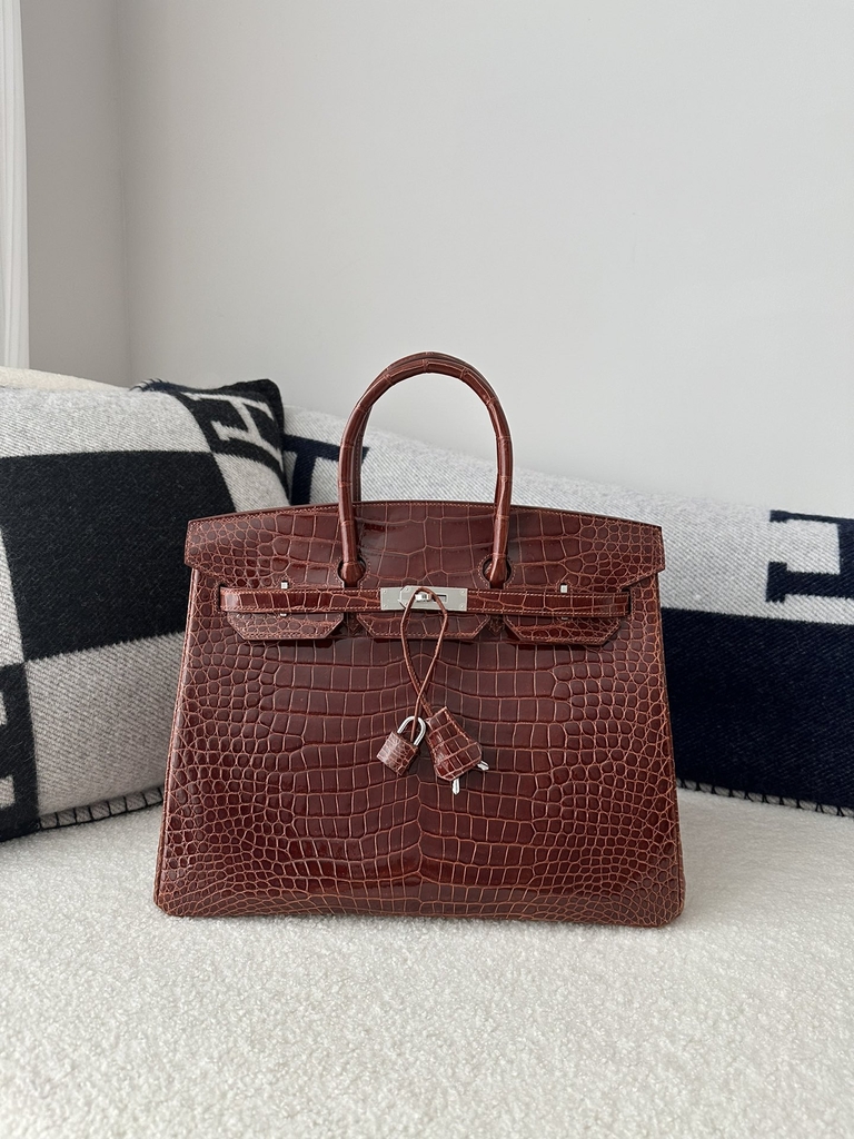 Birkin 35cm in Shiny Porosus Crocodile (top-grade imported HCP-dyed glossy crocodile leather, Nile crocodile with inverted 
