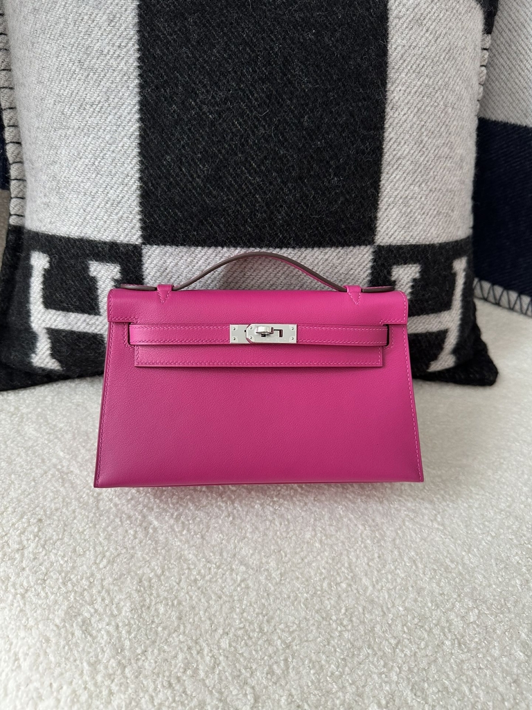 Kelly Pochette 22cm in Imported Swift Calfskin, L3 Rose Purple with Silver Hardware