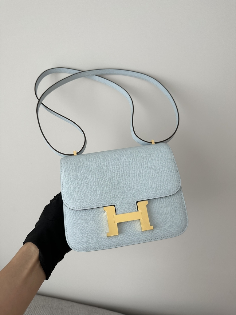 Constance 18cm New Mirror Edition in Imported Epsom Leather, T0 Blue Brume with Gold Hardware