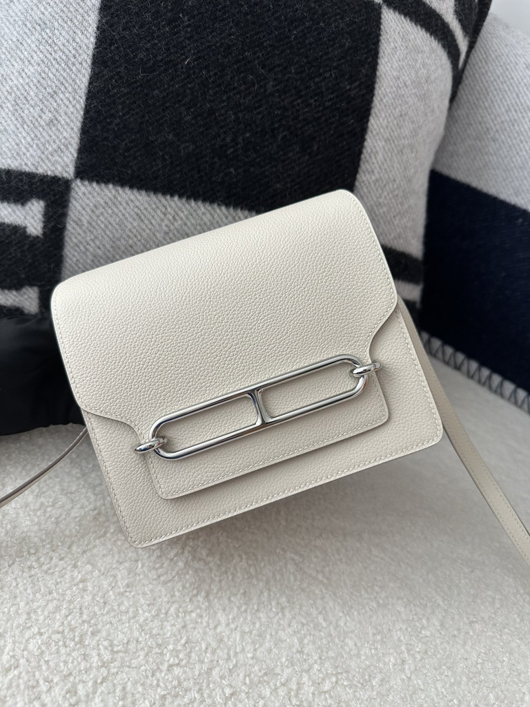 Roulis 18cm in Imported Evercolor Leather, CK10 Carie Milkshake White with Silver Hardware