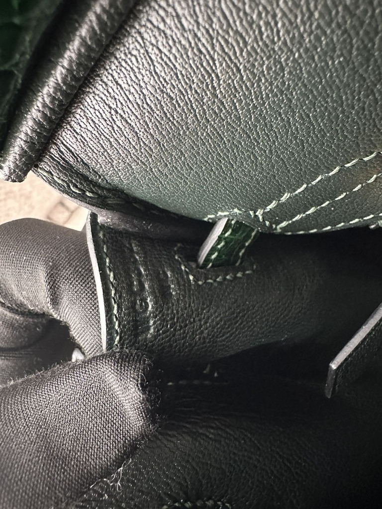Birkin 25cm in Shiny Porosus Crocodile, imported HCP water-dyed glossy crocodile skin, CC67 Vert Fonce Emerald Green with Gold Hardware.