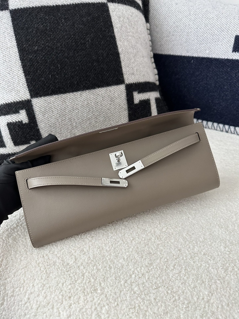 Kelly Cut 31cm in Swift Leather, M8 Gris Asphalte Asphalt Grey with Silver Hardware.