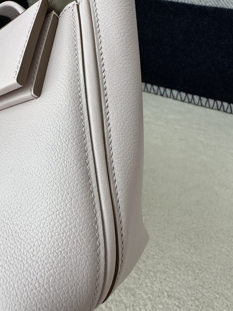 2424 Mini 21cm in Imported Evercolor and Swift Leather, 09 Mauve Pale Pink with Silver Hardware.