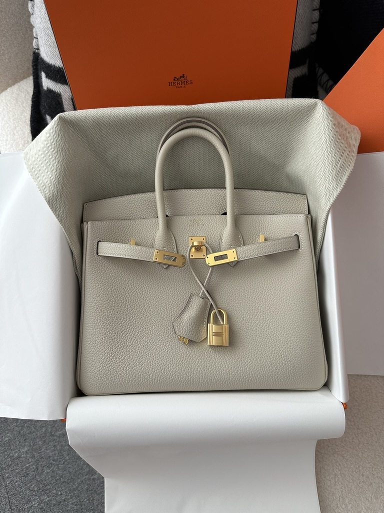 Birkin 25cm in Imported Togo Calfskin, CC10 Carie Milkshake White with Gold Hardware