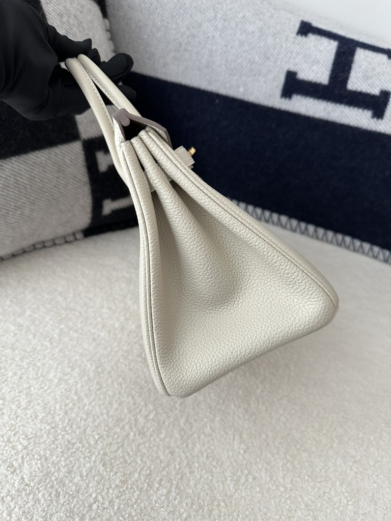 Birkin 25cm in Imported Togo Calfskin, CC10 Carie Milkshake White with Gold Hardware