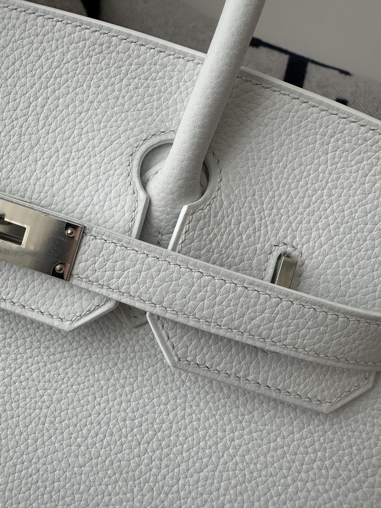 Birkin 30cm in Imported Togo Calfskin, 01 Blank Pure White with Silver Hardware