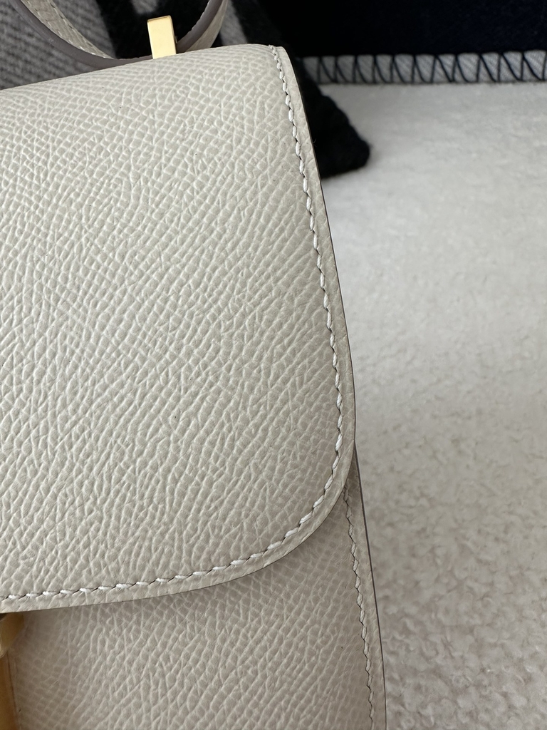 Constance 18cm New Mirror Edition in Imported Epsom Leather, CC10 Carie Milkshake White with Gold Hardware