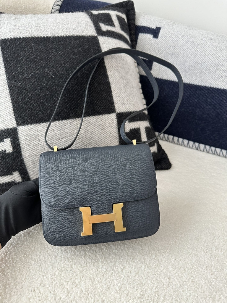 Constance 18cm New Mirror Edition in Imported Epsom Leather, 2Z Blue Nuit Midnight Blue with Gold Hardware