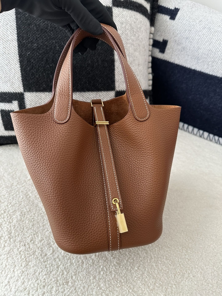 Picotin Lock 18cm in Imported Clemence Leather, CC37 Gold with Gold Hardware