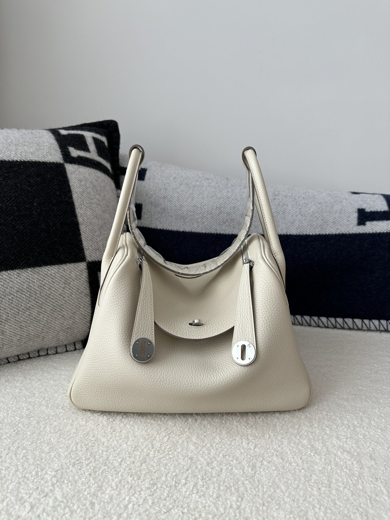 Lindy 30cm in Imported TC Clemence Leather, CK10 Carie Milkshake White with Silver Hardware