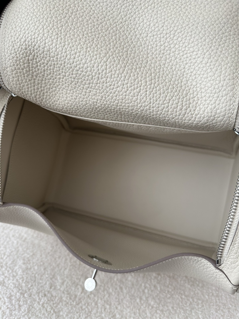 Lindy 30cm in Imported TC Clemence Leather, CK10 Carie Milkshake White with Silver Hardware