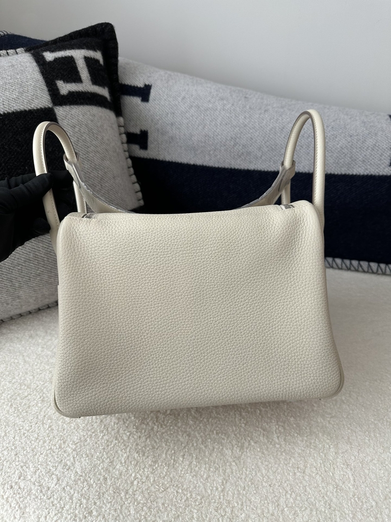 Lindy 30cm in Imported TC Clemence Leather, CK10 Carie Milkshake White with Silver Hardware