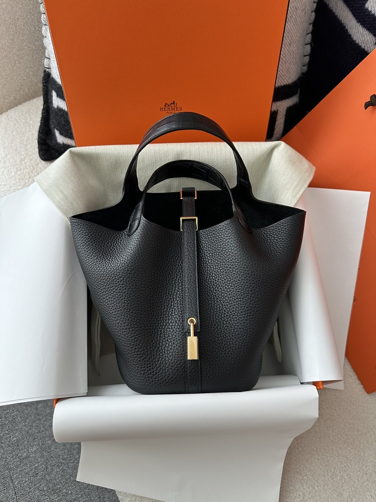 Picotin Lock 18cm Touch in Imported Clemence Leather with Matte Alligator Crocodile, CC89 Noir Black with Gold Hardware