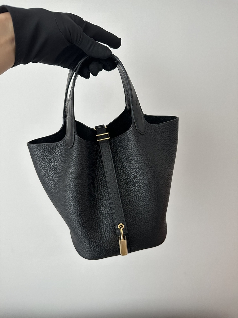 Picotin Lock 18cm Touch in Imported Clemence Leather with Matte Alligator Crocodile, CC89 Noir Black with Gold Hardware