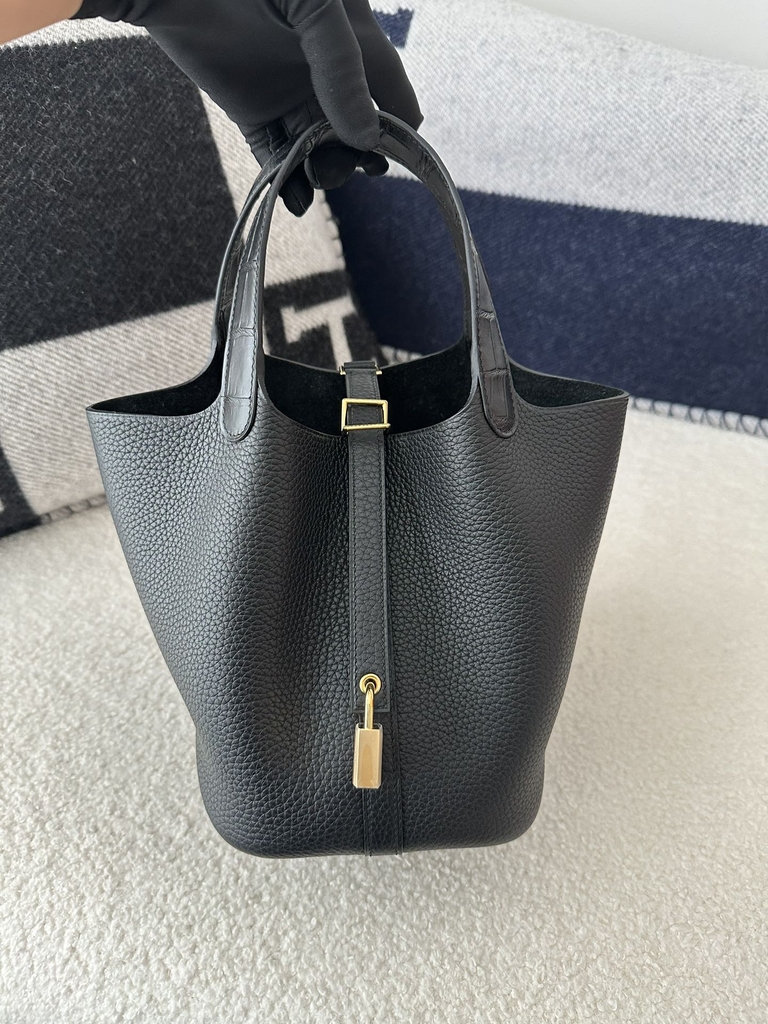 Picotin Lock 18cm Touch in Imported Clemence Leather with Matte Alligator Crocodile, CC89 Noir Black with Gold Hardware