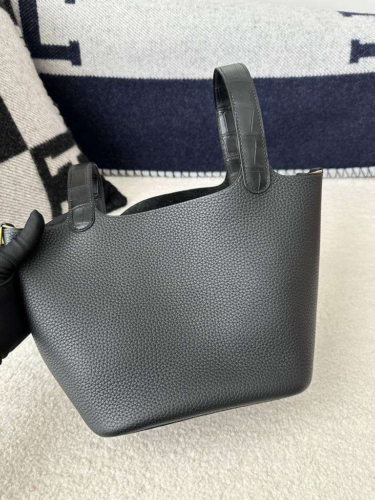Picotin Lock 18cm Touch in Imported Clemence Leather with Matte Alligator Crocodile, CC89 Noir Black with Gold Hardware