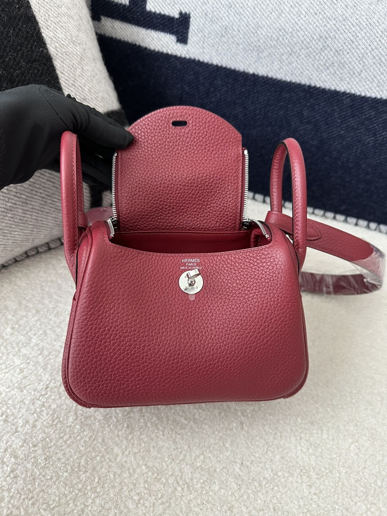 Lindy Mini in Imported TC Clemence Leather, K1 Rouge Grenade Pomegranate Red with Gold Hardware