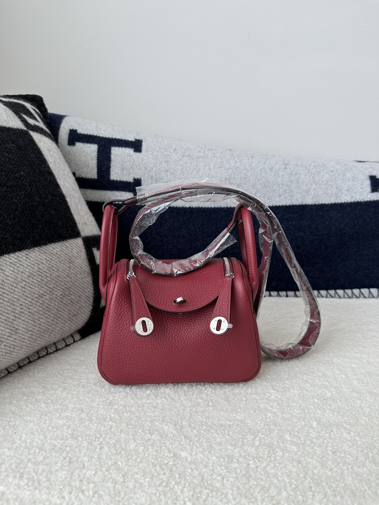 Lindy Mini in Imported TC Clemence Leather, K1 Rouge Grenade Pomegranate Red with Gold Hardware