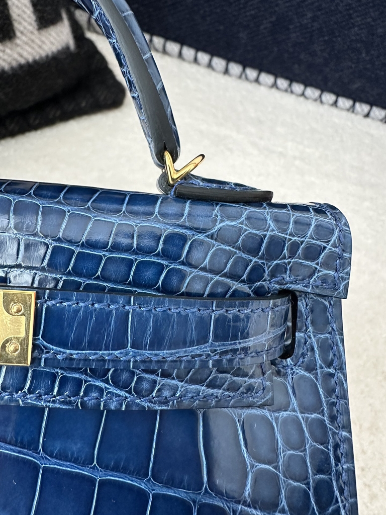 Kelly Mini II Second Generation in Imported HCP Water-Dyed Shiny Alligator Crocodile, CC73 Bleu Sapphire with Gold Hardware
