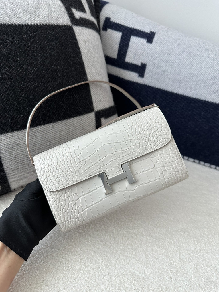 Constance To Go Crossbody Wallet in Imported HCP Water-Dyed Matte Alligator Crocodile, 8L Beton Glacier White with Silver Hardware
