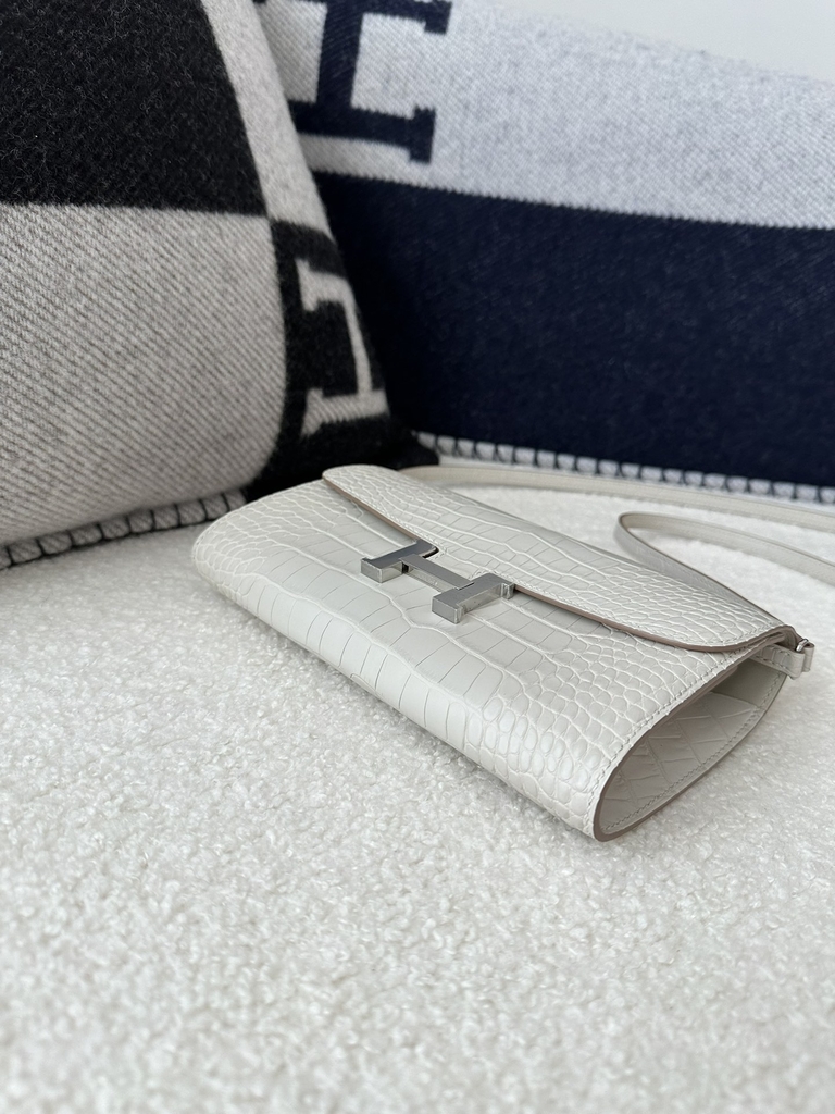 Constance To Go Crossbody Wallet in Imported HCP Water-Dyed Matte Alligator Crocodile, 8L Beton Glacier White with Silver Hardware