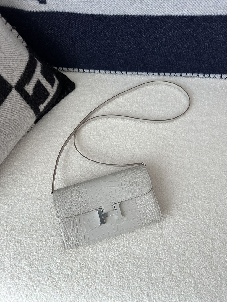 Constance To Go Crossbody Wallet in Imported HCP Water-Dyed Matte Alligator Crocodile, 8L Beton Glacier White with Silver Hardware