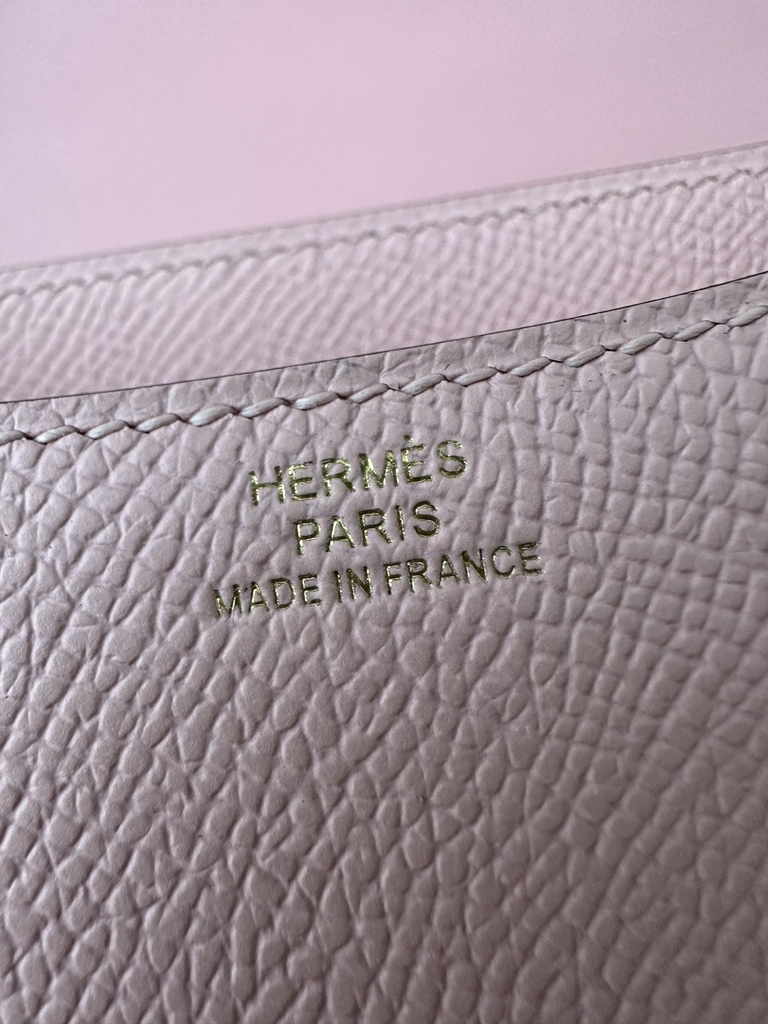 Constance 18cm Classic in Imported Epsom Leather, 3Q Rose Sakura with Gold Hardware
