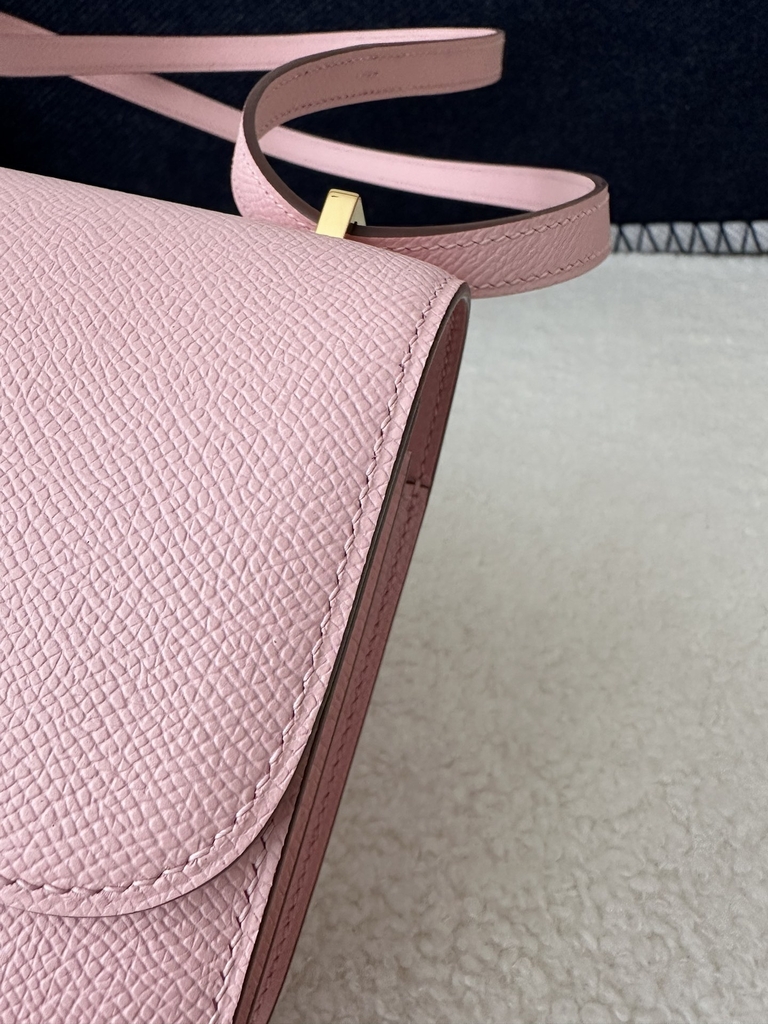 Constance 18cm Classic in Imported Epsom Leather, 3Q Rose Sakura with Gold Hardware