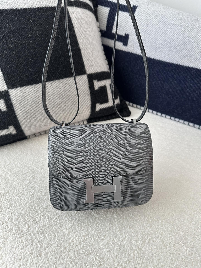 Constance 19cm New Mirror Edition in Imported Lizard Leather, CK84 Gris Fonce Rope Grey with Silver Hardware