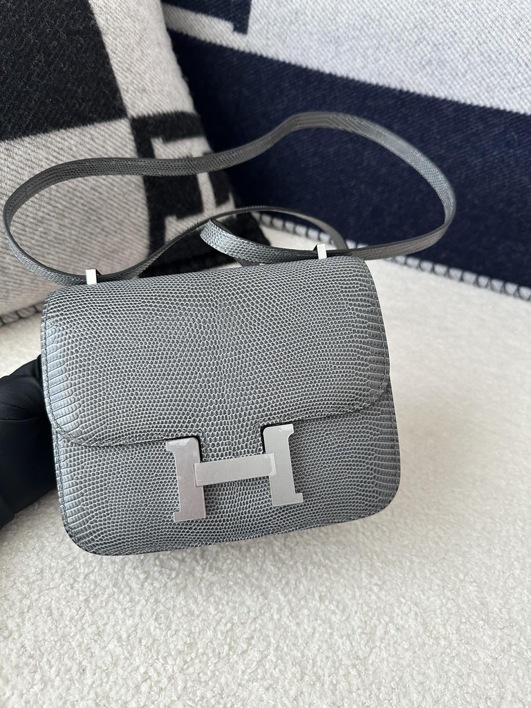 Constance 19cm New Mirror Edition in Imported Lizard Leather, CK84 Gris Fonce Rope Grey with Silver Hardware