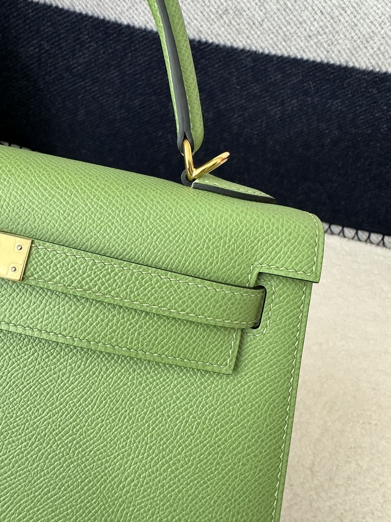 Kelly 25cm in Imported Epsom Leather, 3I Vert Criquet Avocado Green with Gold Hardware