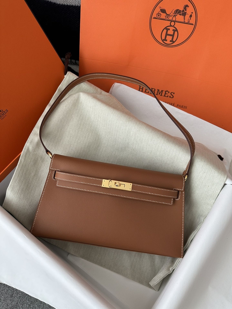 Kelly Elan 27cm New Style Shoulder Bag in Imported Madame Leather, CC37 Gold with Gold Hardware