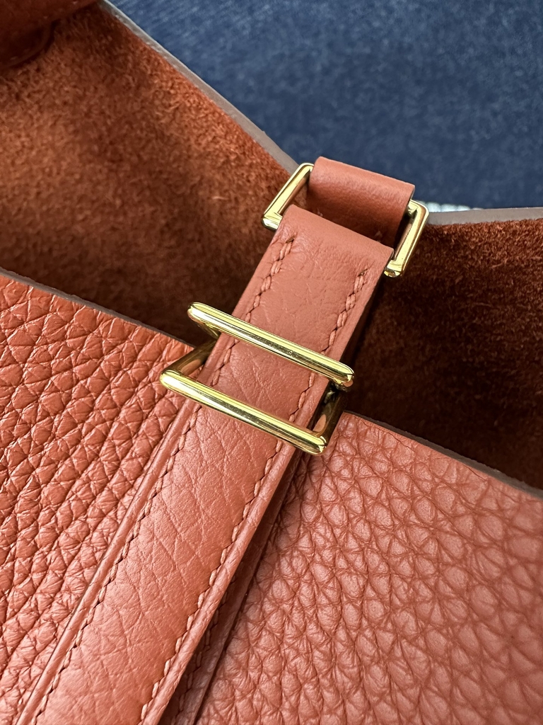 Picotin Lock 18cm in Imported Clemence TC Leather, CC36 Brique Brick Red with Gold Hardware