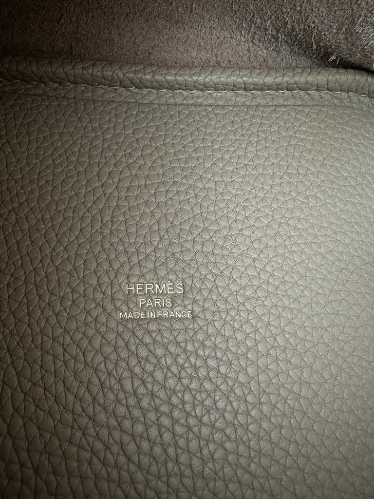 Picotin Lock 18cm in Imported Clemence TC Leather, S2 Trench with Gold Hardware