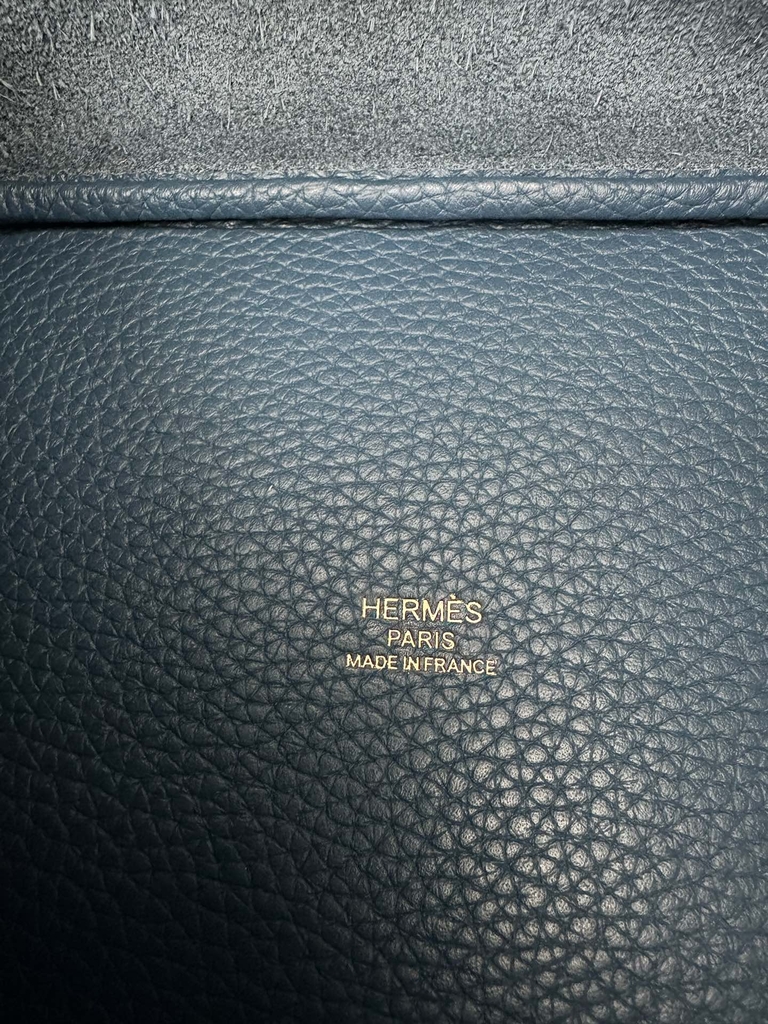 Picotin Lock 18cm in Imported Clemence TC Leather, S4 Deep Blue with Gold Hardware