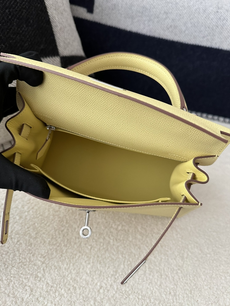 Kelly 25cm in Imported Epsom Leather, 1Z Jaune Poussin Chick Yellow with Silver Hardware