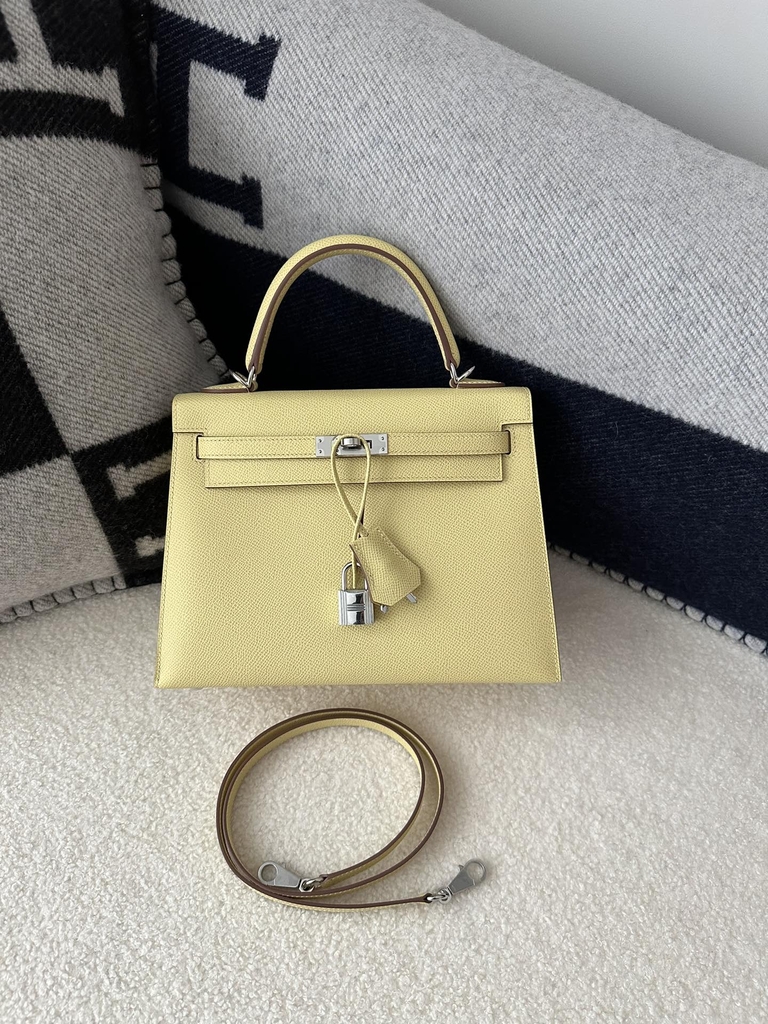 Kelly 25cm in Imported Epsom Leather, 1Z Jaune Poussin Chick Yellow with Silver Hardware