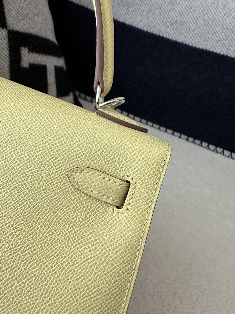 Kelly 25cm in Imported Epsom Leather, 1Z Jaune Poussin Chick Yellow with Silver Hardware