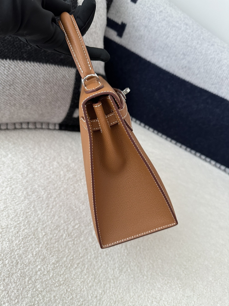 Kelly 25cm in Imported Epsom Leather, CK37 Gold with Silver Hardware