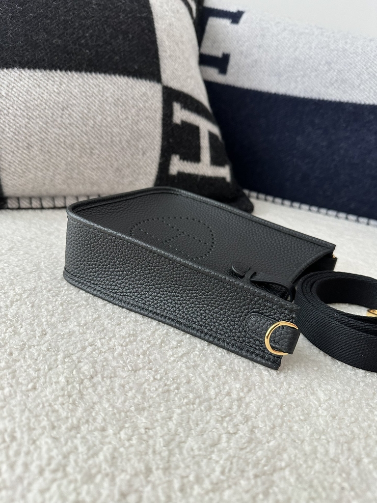 Mini Evelyne in Imported TC Clemence Leather, CC89 Noir Black with Gold Hardware