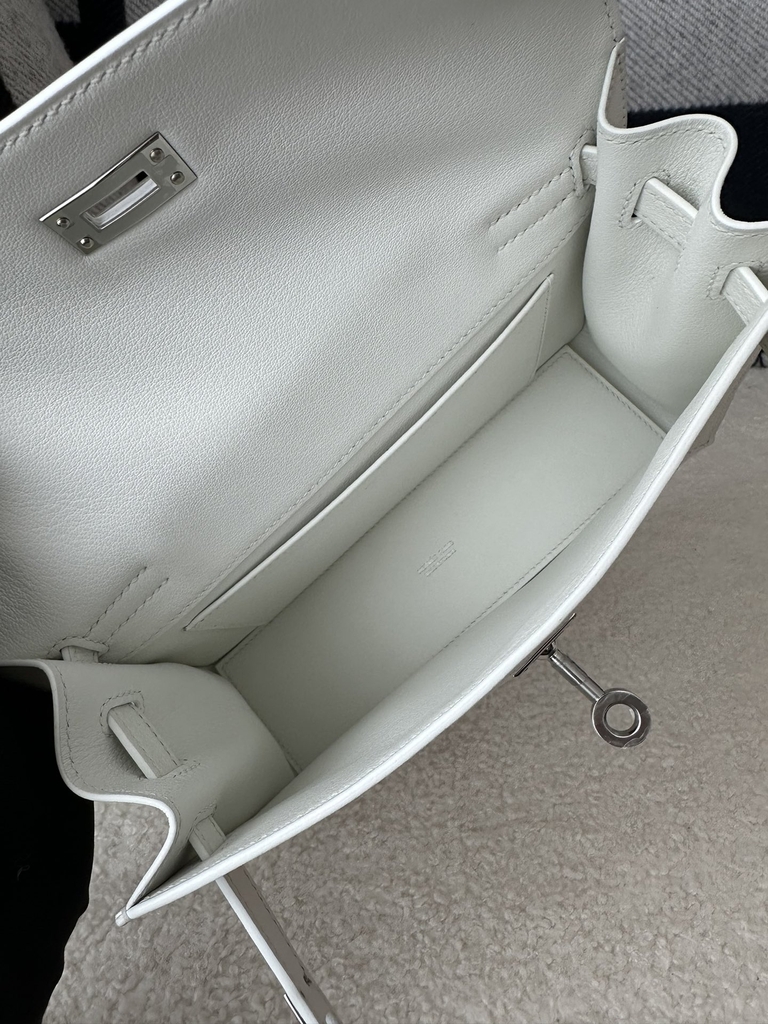 Kelly Danse 22cm Dance Bag in Imported Swift Calfskin, 01 Blank Pure White with Silver Hardware