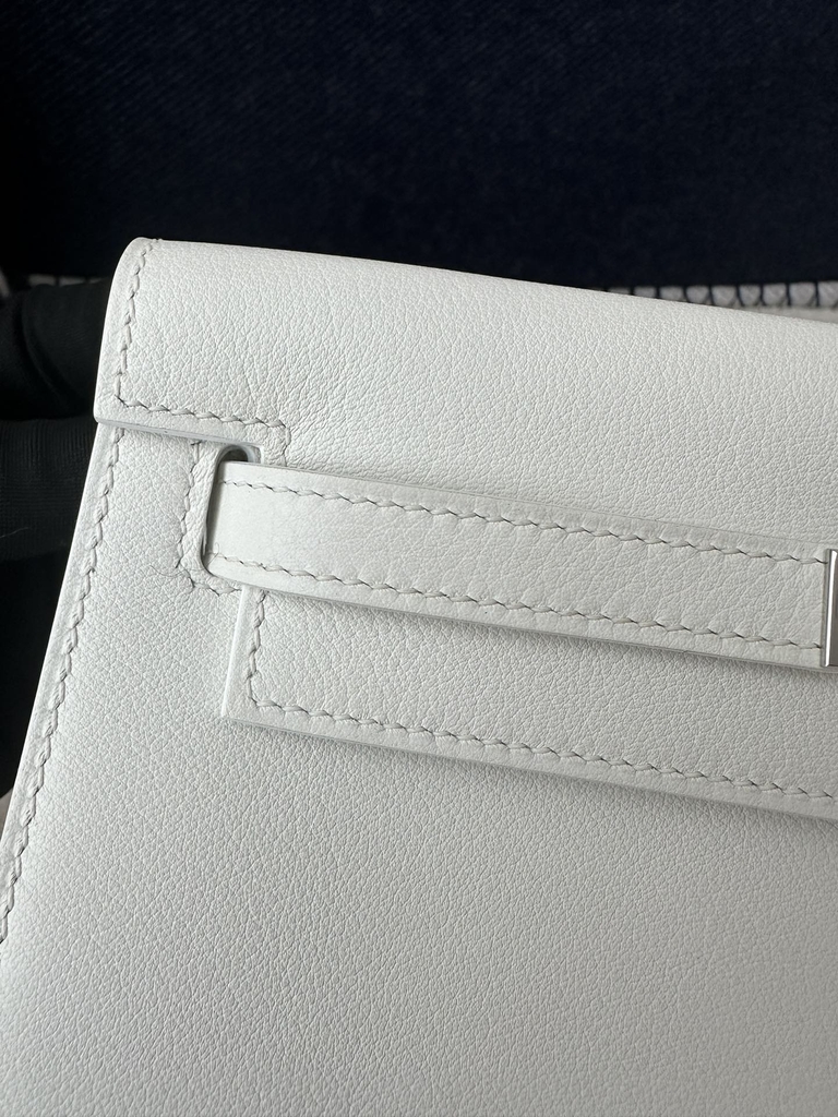 Kelly Danse 22cm Dance Bag in Imported Swift Calfskin, 01 Blank Pure White with Silver Hardware