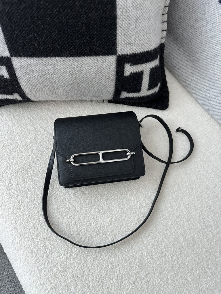 Roulis 18cm in Imported Evercolor Leather, CK89 Noir Black with Silver Hardware