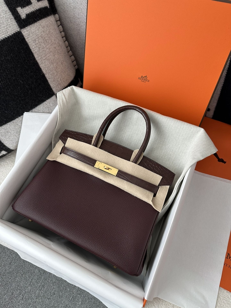 Birkin 30cm Touch in Matte Alligator Crocodile and Imported Togo Calfskin, 0G Rouge Sellier with Gold Hardware