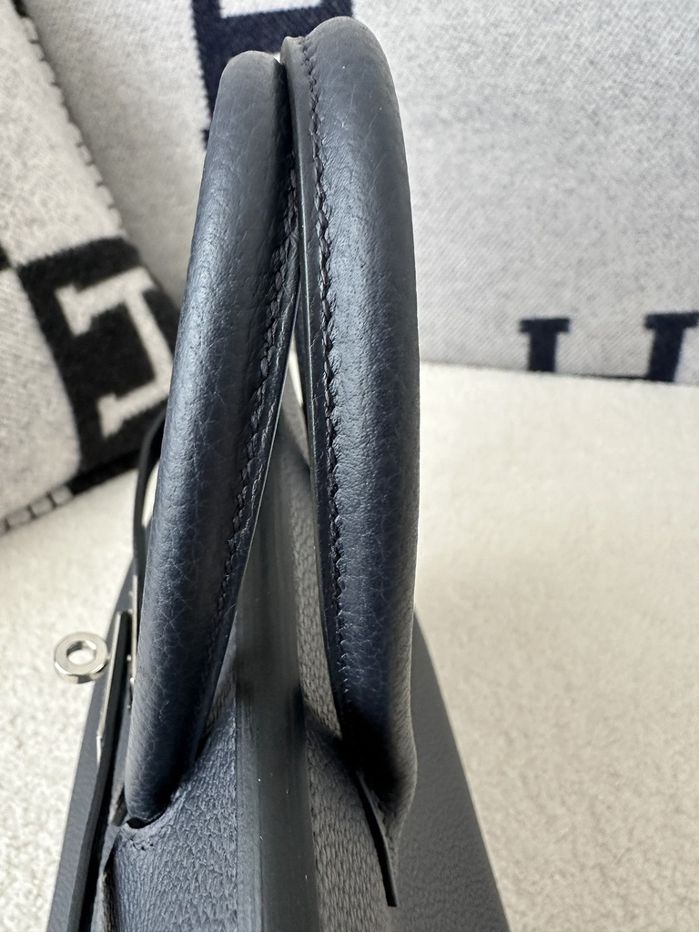 Birkin 25cm in Imported Togo Calfskin, 2Z Blue Nuit Midnight Blue with Silver Hardware